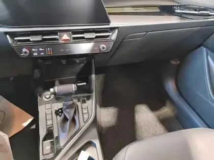 Photo 21 Kia Niro  1.6 GDi 129 ch HEV DCT6 Motion