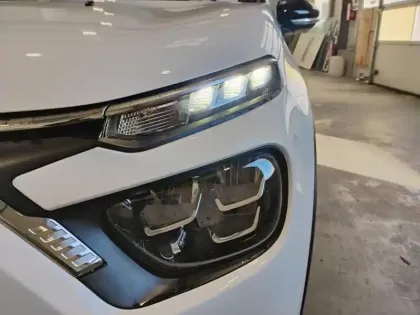 Photo 13 Citroën C3  PureTech 83 S&S BVM5 Shine