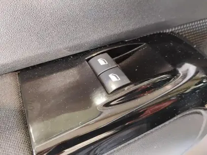 Photo 19 Citroën C3  PureTech 83 ch BVM5 Max