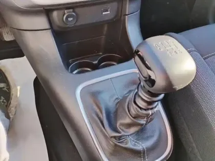 Photo 23 Citroën C3  PureTech 110 S&S BVM6 Shine