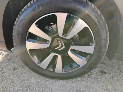 Photo 14 Citroën C3  PureTech 110 S&S BVM6 Shine