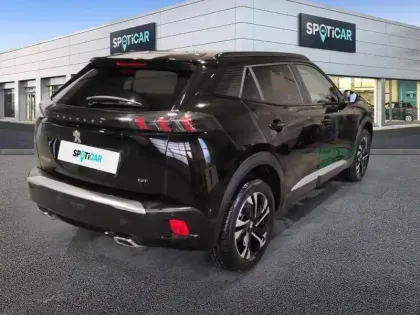 Photo 27 Peugeot 2008  PureTech 130 S&S EAT8 GT