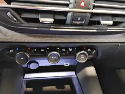 Photo 12 Citroën C5  X PureTech 180 S&S EAT8 Shine