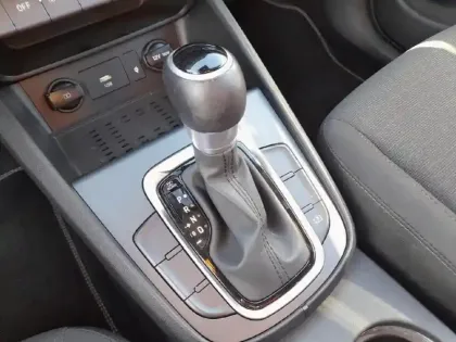 Photo 23 Hyundai Kona  Hybrid 141 Creative