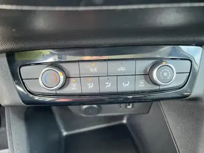 Photo 12 Opel Corsa  1.2 75 ch BVM5 Elegance Business