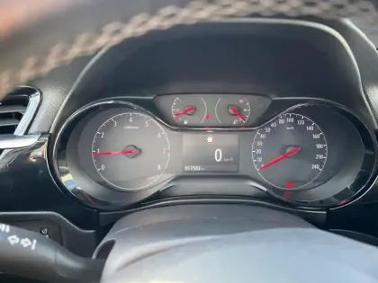 Photo 20 Opel Corsa  1.2 75 ch BVM5 Elegance Business