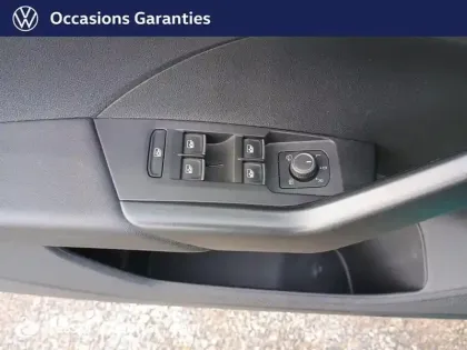 Photo 19 Volkswagen T-cross  1.0 TSI 110 Start/Stop DSG7 R-Line Tech