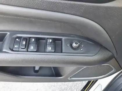 Photo 19 Jeep Compass  1.3 PHEV T4 240 ch 4xe eAWD S