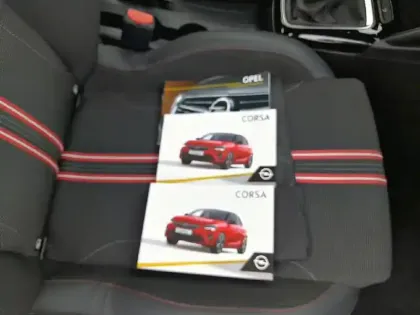 Photo 15 Opel Corsa  1.2 Turbo 100 ch BVM6 GS Line