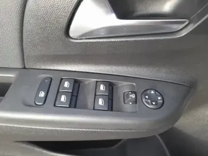 Photo 19 Opel Corsa  1.2 Turbo 100 ch BVM6 GS Line