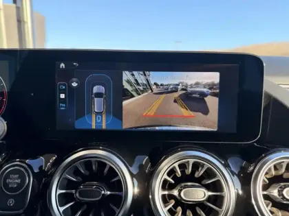 Photo 14 Mercedes GLA 180 AMG Line