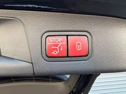 Photo 16 Mercedes GLA 180 AMG Line