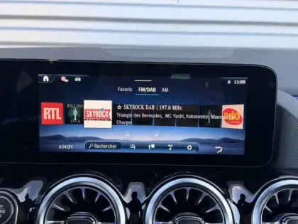 Photo 12 Mercedes GLA 180 AMG Line