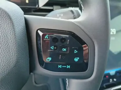 Photo 20 Ford Explorer 286ch Extended Range 77kWh RWD