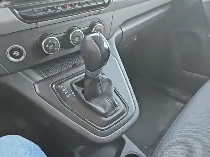 Photo 7 Renault Kangoo Fourgonnette L1 1.5 Blue dCi 115ch Grand Confort EDC7 - 22