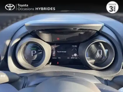 Photo 13 Toyota Yaris  Cross 116h Dynamic MY22