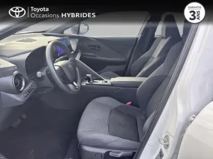 Photo 10 Toyota C-HR  2.0 Hybride 200ch Design MY25