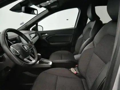 Photo 13 Renault Captur  1.6 E-Tech hybride 145ch Rive Gauche