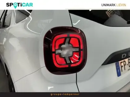 Photo 8 Dacia Duster  1.0 TCe 100ch Prestige 4x2 - 20