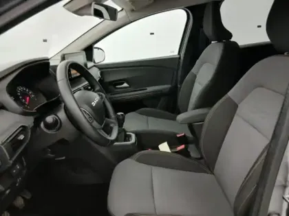 Photo 13 Dacia Jogger  1.0 ECO-G 100ch Extreme+ 7 places -24