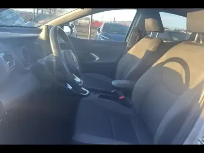 Photo 9 Toyota Yaris  116h Design RDSP PACK NAV  MY22