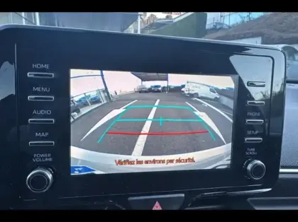 Photo 13 Toyota Yaris  116h Design RDSP PACK NAV  MY22