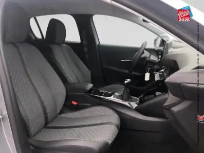 Photo 19 Peugeot 208  1.2 PureTech 100ch S&S Allure