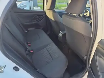 Photo 13 Toyota Yaris  116h Dynamic 5p MY22