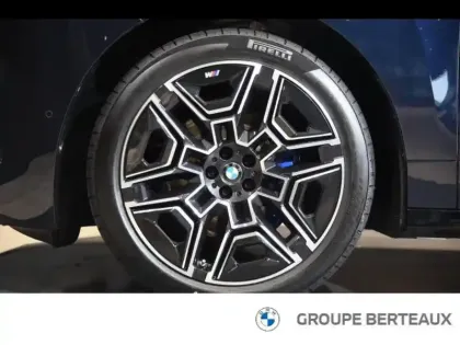 Photo 7 BMW Ix  xDrive60 544ch M Sport