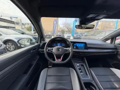 Photo 8 Volkswagen Golf  2.0 TSI 245ch GTI DSG7