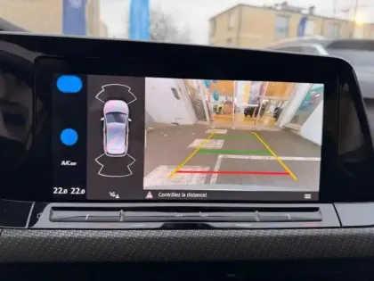 Photo 11 Volkswagen Golf  1.5 eTSI OPF 150ch R-Line DSG7