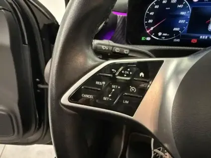 Photo 14 Mercedes Classe A  180 d 116ch Progressive Line 8G-DCT