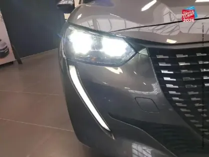 Photo 12 Peugeot 208  1.2 PureTech 100ch S/S Allure Radar AR Carplay