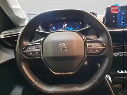 Photo 11 Peugeot 208  1.2 PureTech 100ch S/S Allure Radar AR Carplay