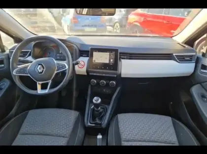 Photo 8 Renault Clio  1.5 Blue dCi 100ch Evolution