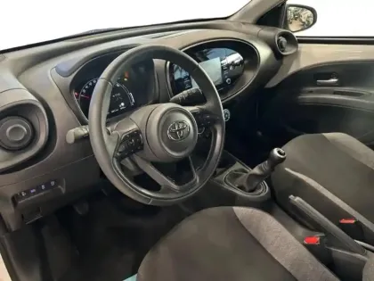 Photo 12 Toyota Aygo  X 1.0 VVT-i 72ch Dynamic MY23