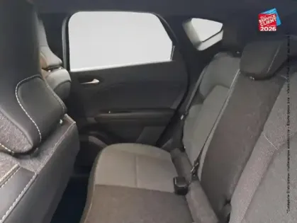 Photo 10 Renault Captur  1.6 E-Tech hybride 145ch Techno