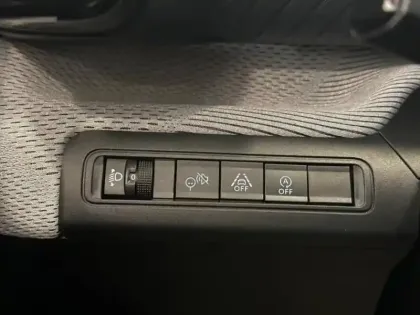 Photo 13 Citroën C3  1.2 Turbo 100ch MAX