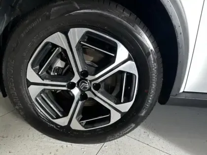 Photo 8 Citroën C3 Aircross  1.2 Hybride 145ch MAX