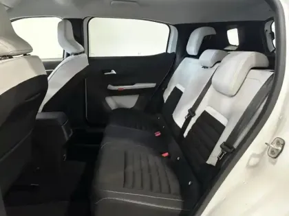 Photo 10 Citroën C3 Aircross  1.2 Hybride 145ch MAX