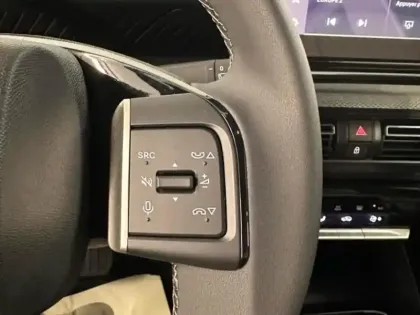 Photo 13 Citroën C3 Aircross  1.2 Hybride 145ch MAX