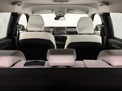 Photo 11 Citroën C3 Aircross  1.2 Hybride 145ch MAX