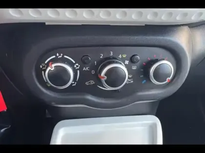 Photo 14 Renault Twingo  0.9 TCe 90ch energy Limited Euro6c