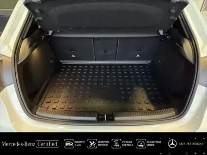 Photo 11 Mercedes Classe A  180 136ch Progressive Line