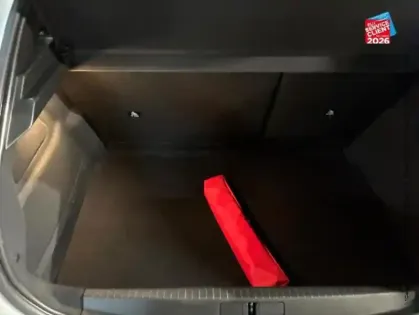 Photo 13 Peugeot 208  e- 136ch Active CarPlay