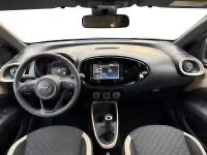 Photo 8 Toyota Aygo  X 1.0 VVT-i 72ch Design MY24