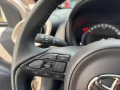 Photo 12 Toyota Aygo  X 1.0 VVT-i 72ch Design MY24