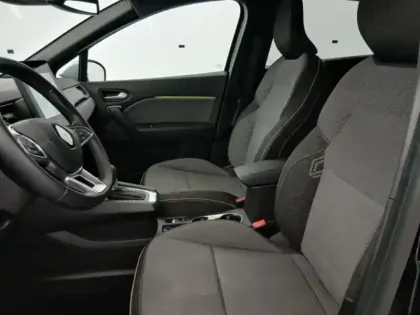 Photo 13 Renault Captur  1.6 E-Tech full hybrid 145ch Techno