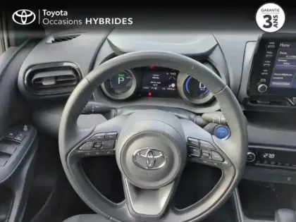 Photo 12 Toyota Yaris  116h Design 5p MY22