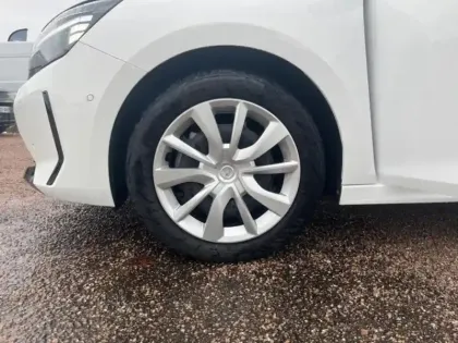 Photo 10 Opel Corsa  1.2 Turbo 100ch Edition